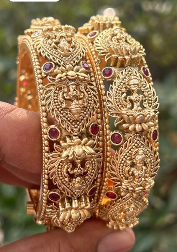 Lakshmi Design Bangles